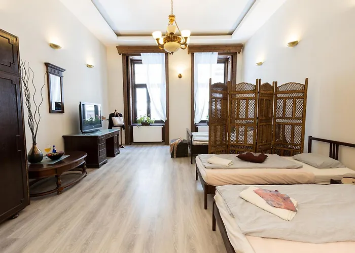Friends Hostel&Apartments